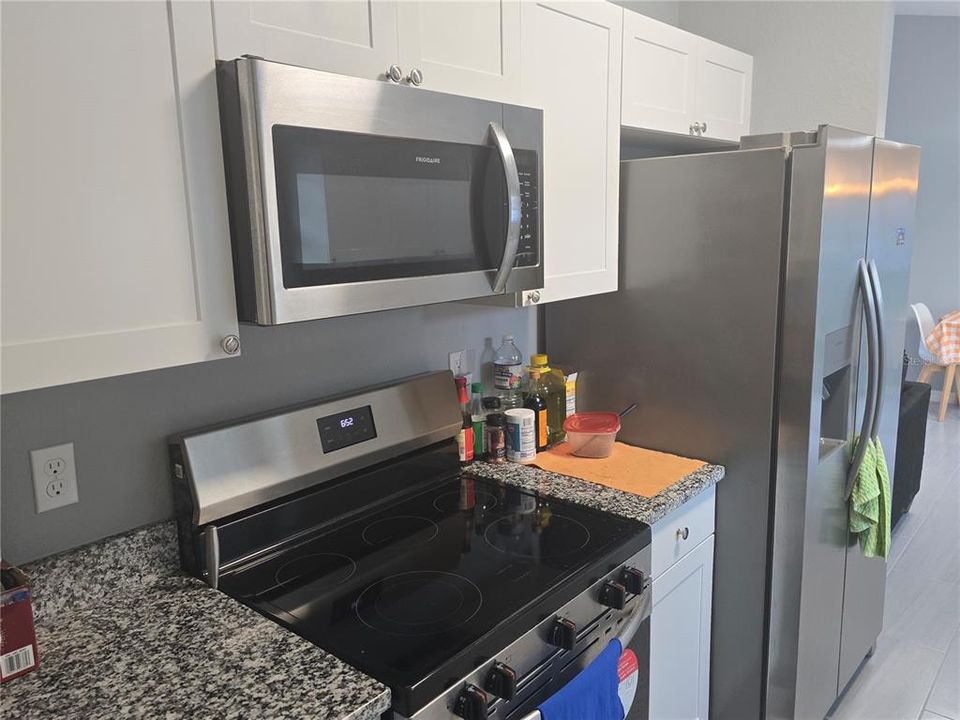 For Sale: $229,500 (3 beds, 2 baths, 1243 Square Feet)