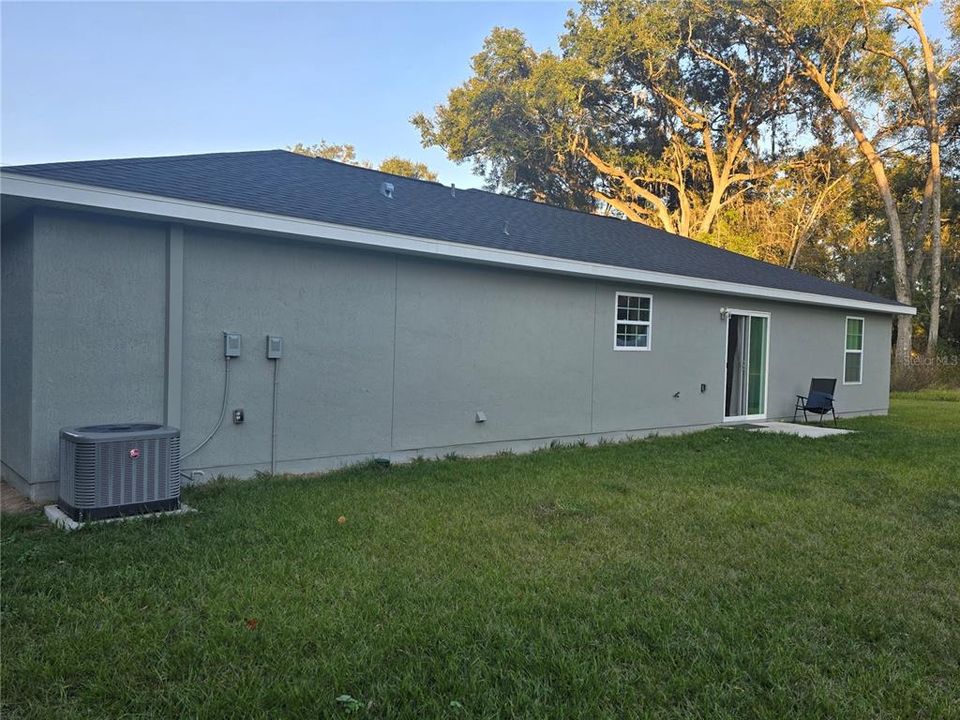 For Sale: $229,500 (3 beds, 2 baths, 1243 Square Feet)