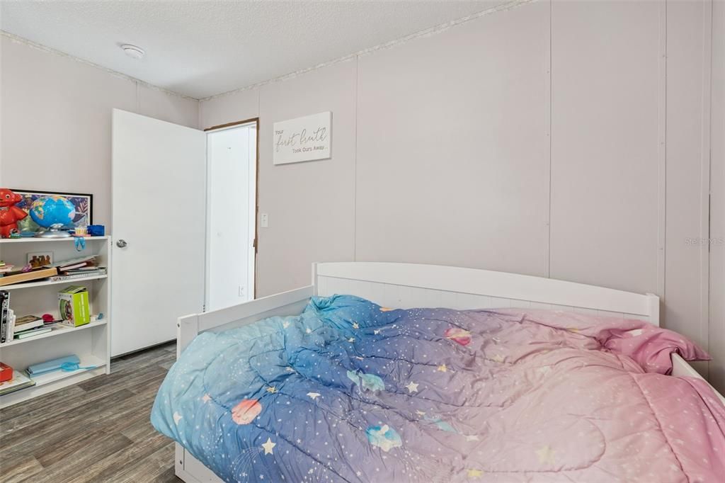 En Venta: $189,999 (2 camas, 2 baños, 728 Pies cuadrados)