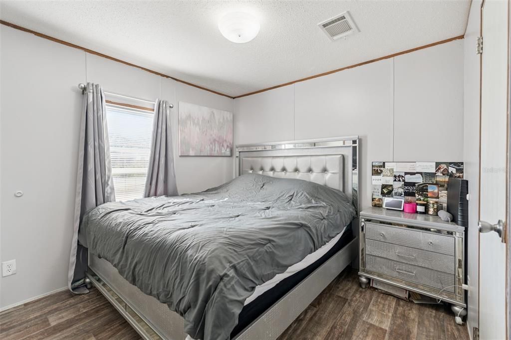 En Venta: $189,999 (2 camas, 2 baños, 728 Pies cuadrados)