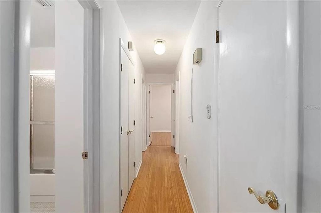 待售: $338,000 (4 贝兹, 2 浴室, 1532 平方英尺)