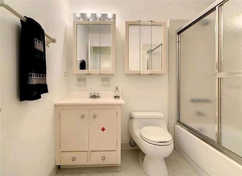 待售: $338,000 (4 贝兹, 2 浴室, 1532 平方英尺)