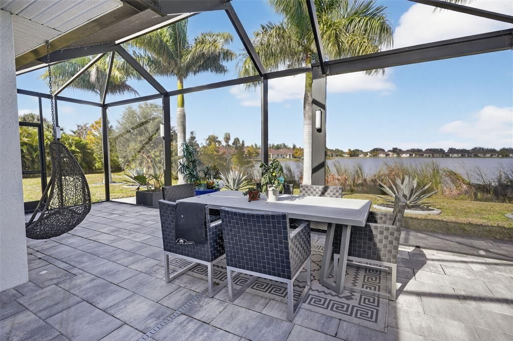 For Sale: $999,500 (3 beds, 3 baths, 2410 Square Feet)