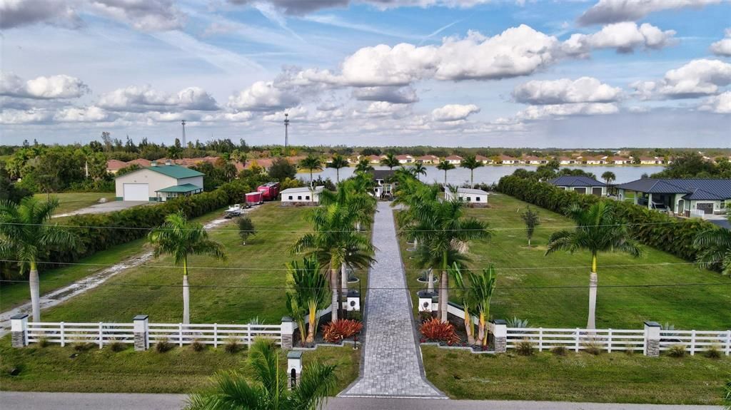 На продажу: $1,950,000 (3 спален, 3 ванн, 2882 Квадратных фут)