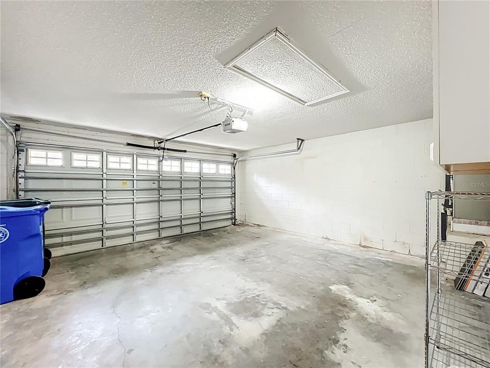 For Sale: $449,000 (3 beds, 2 baths, 1209 Square Feet)