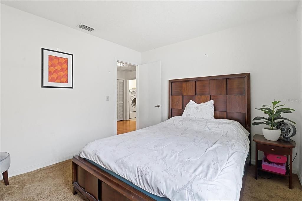 En Venta: $325,000 (3 camas, 2 baños, 1806 Pies cuadrados)