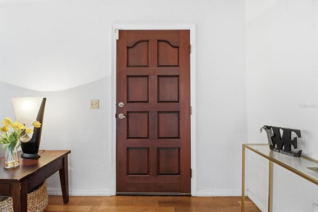 En Venta: $325,000 (3 camas, 2 baños, 1806 Pies cuadrados)