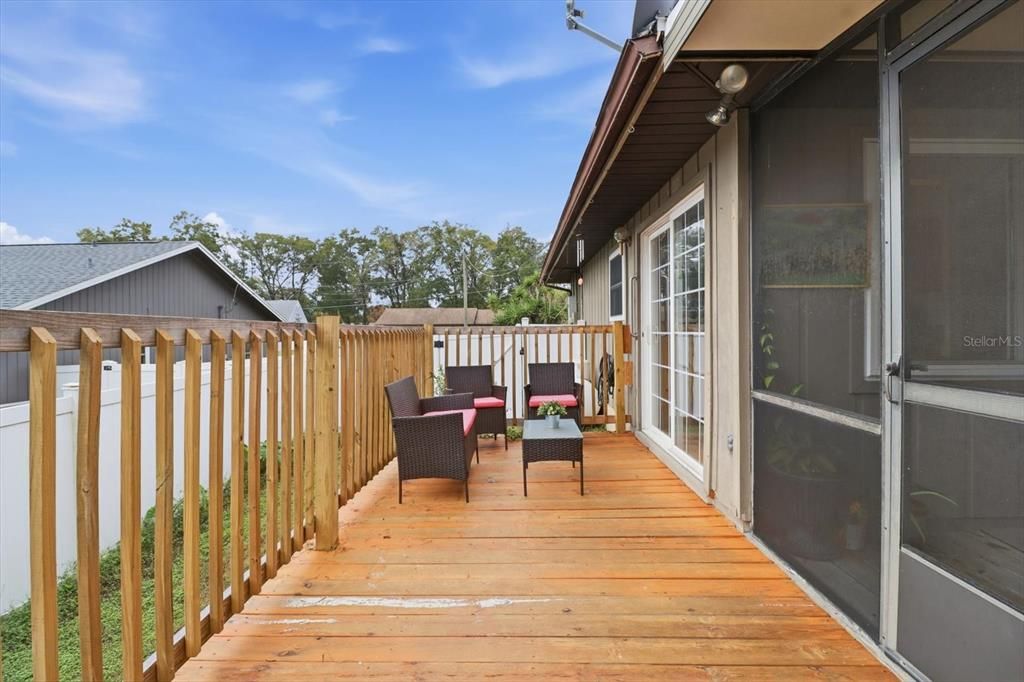 En Venta: $325,000 (3 camas, 2 baños, 1806 Pies cuadrados)