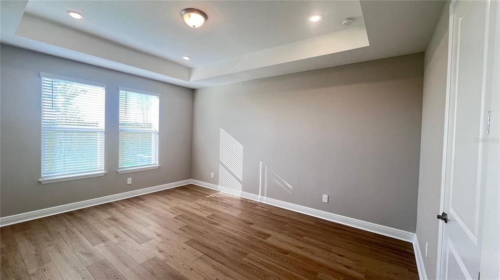 В аренду: $3,500 (4 спален, 3 ванн, 2072 Квадратных фут)