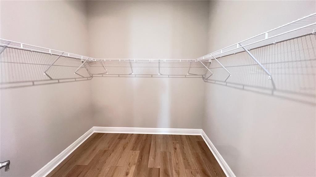 В аренду: $3,500 (4 спален, 3 ванн, 2072 Квадратных фут)