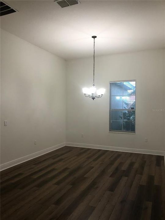 For Sale: $550,000 (4 beds, 3 baths, 2604 Square Feet)