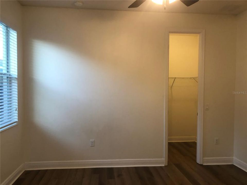 For Sale: $550,000 (4 beds, 3 baths, 2604 Square Feet)