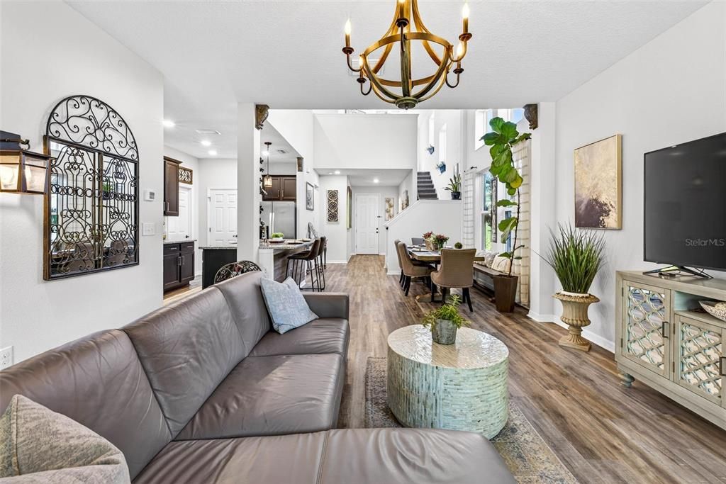 For Sale: $479,000 (4 beds, 3 baths, 2333 Square Feet)