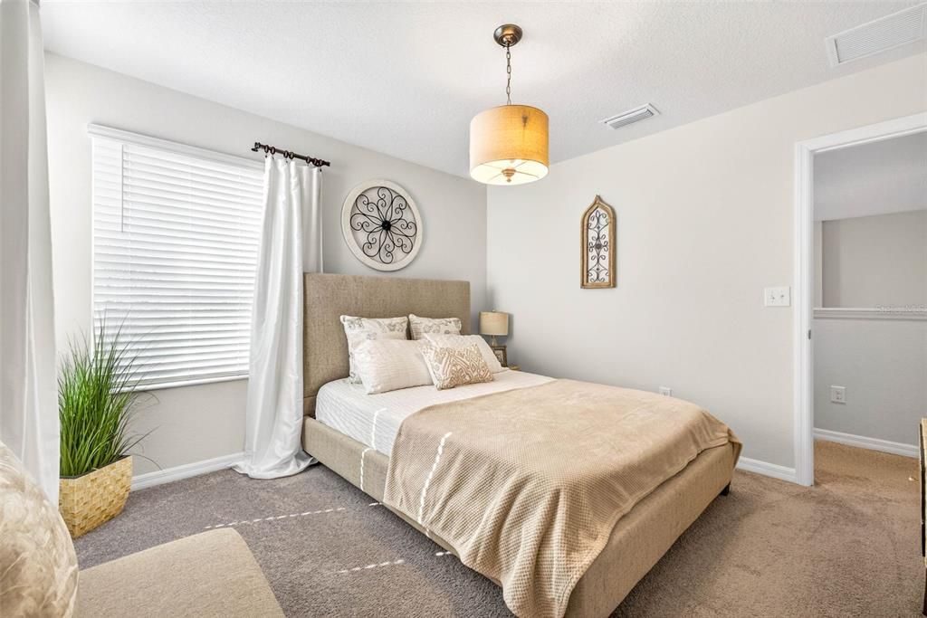 For Sale: $479,000 (4 beds, 3 baths, 2333 Square Feet)