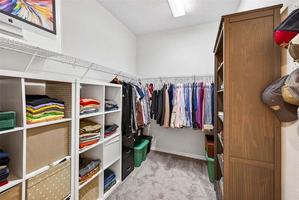 For Sale: $479,000 (4 beds, 3 baths, 2333 Square Feet)