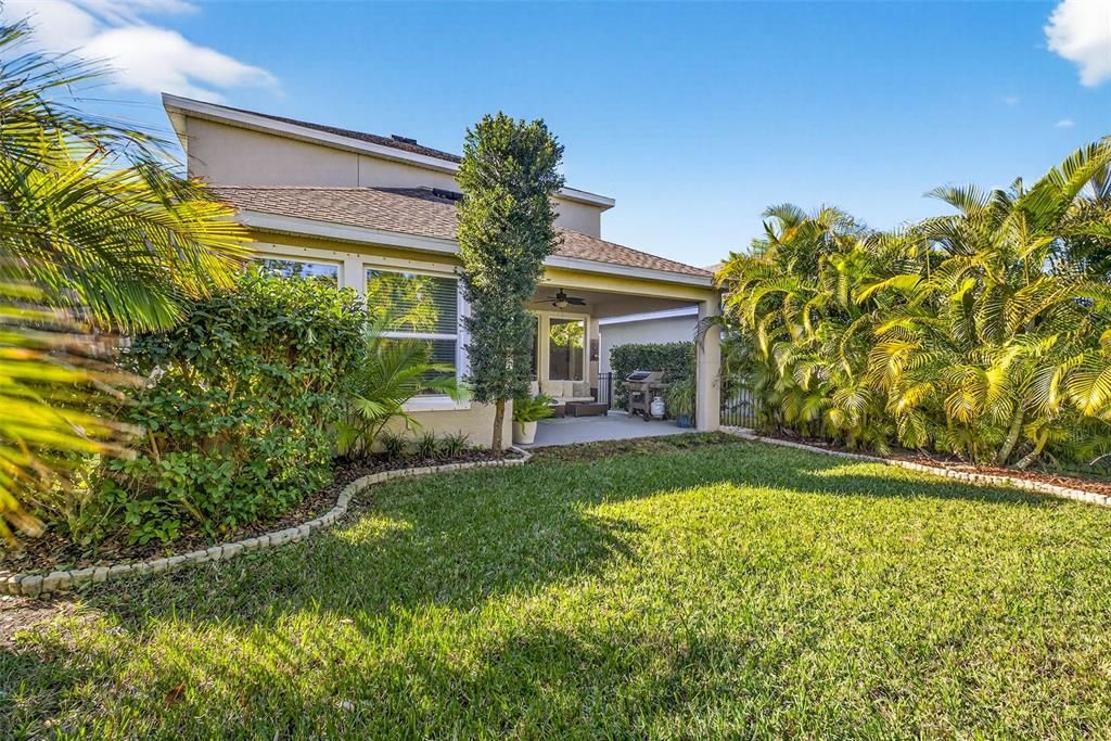 For Sale: $479,000 (4 beds, 3 baths, 2333 Square Feet)