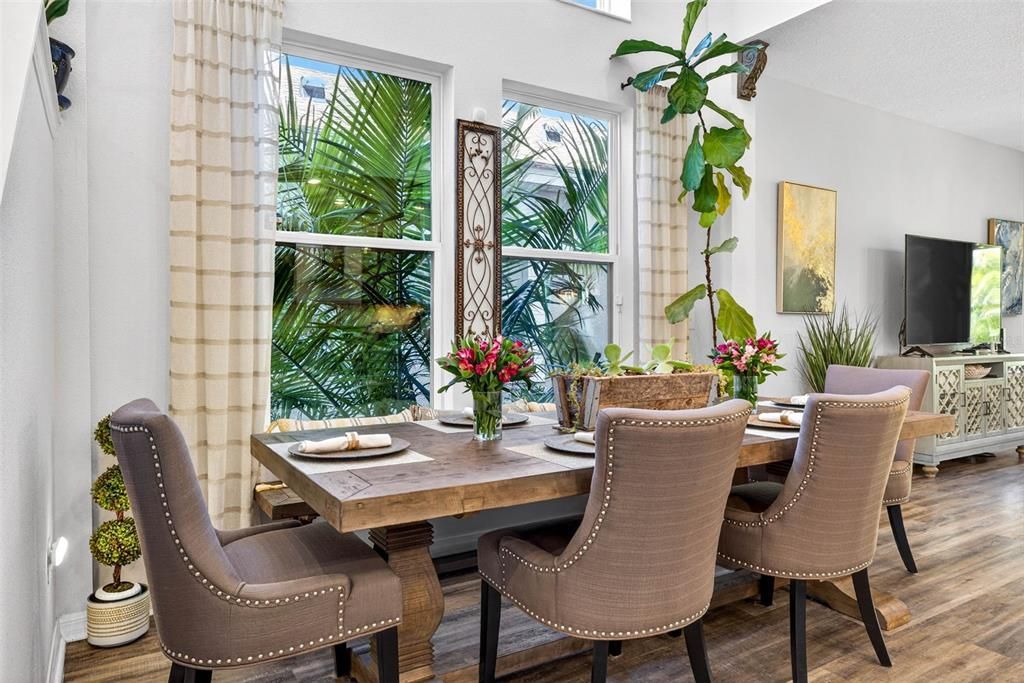 For Sale: $479,000 (4 beds, 3 baths, 2333 Square Feet)