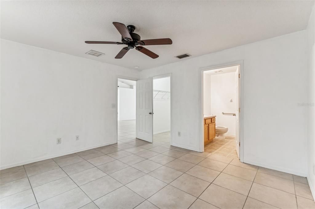 En Venta: $262,900 (3 camas, 2 baños, 1380 Pies cuadrados)