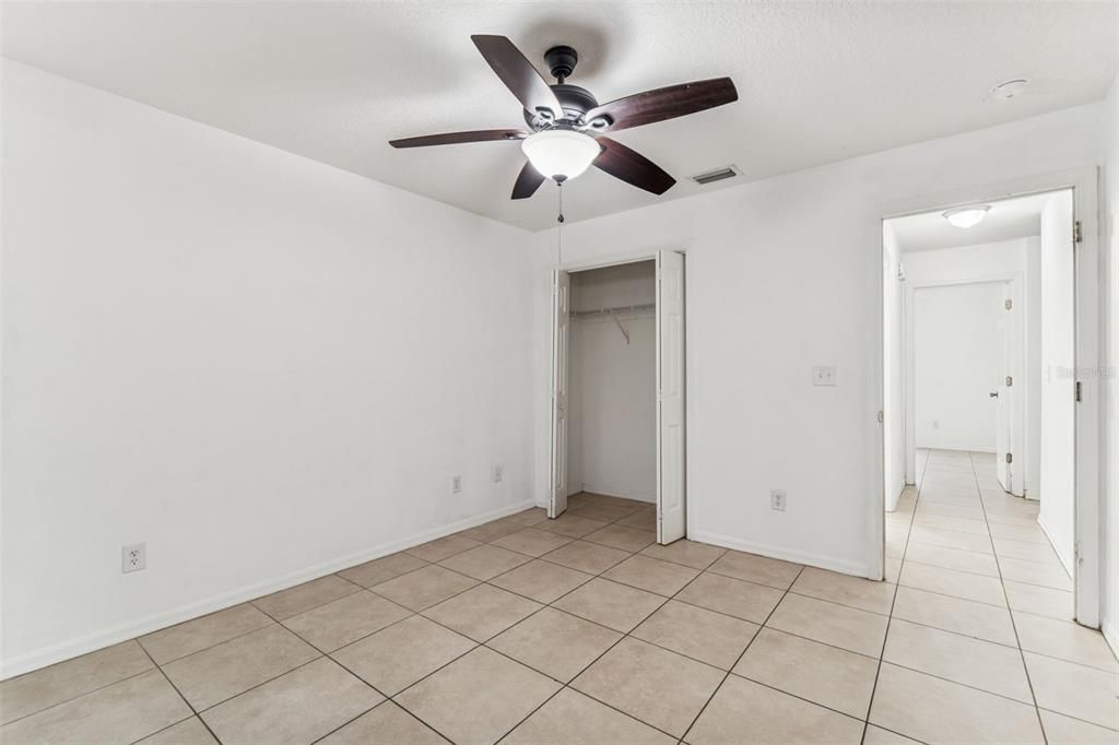 En Venta: $262,900 (3 camas, 2 baños, 1380 Pies cuadrados)