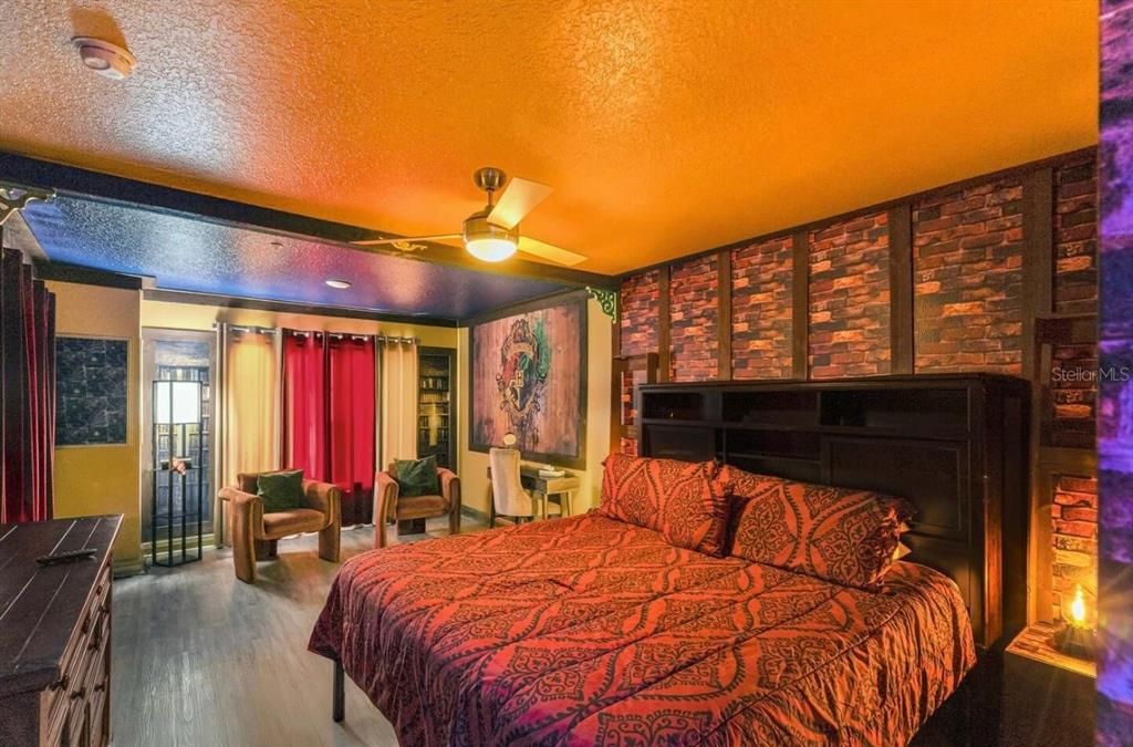 待售: $349,999 (4 贝兹, 2 浴室, 1862 平方英尺)