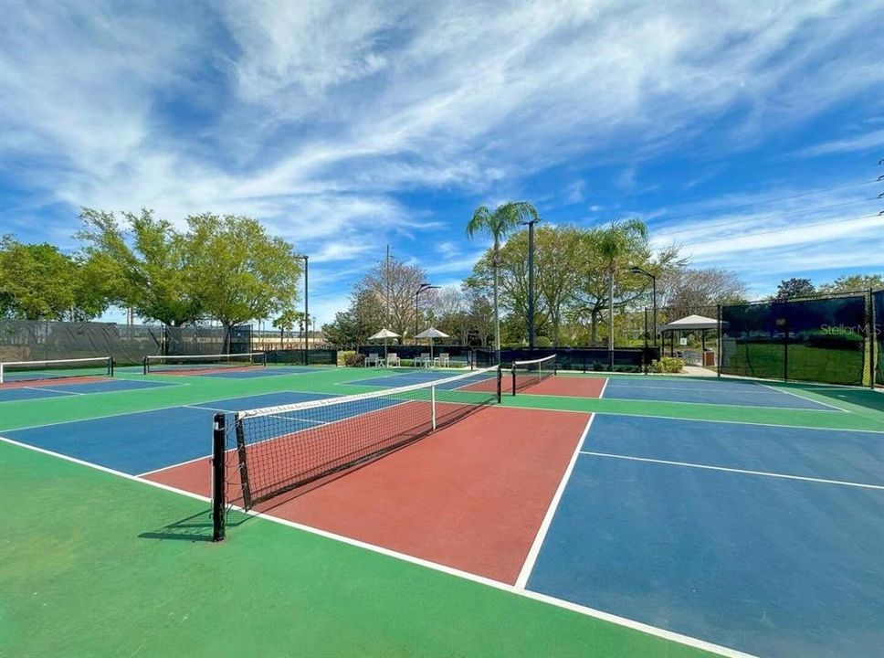 待售: $329,800 (4 贝兹, 2 浴室, 1862 平方英尺)