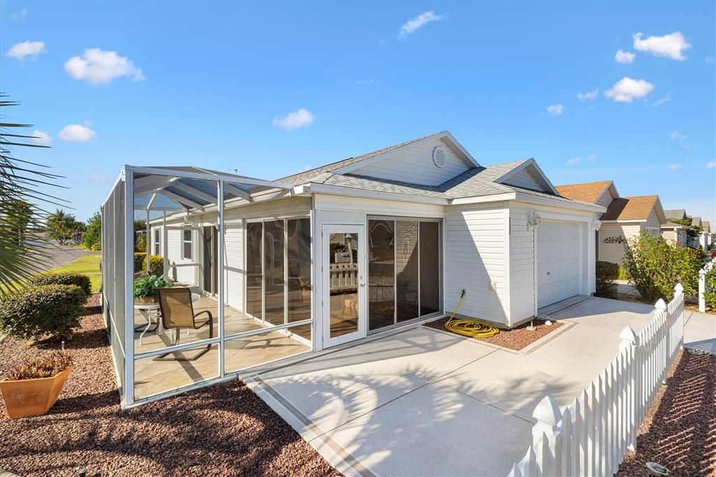 待售: $299,000 (2 贝兹, 2 浴室, 1156 平方英尺)