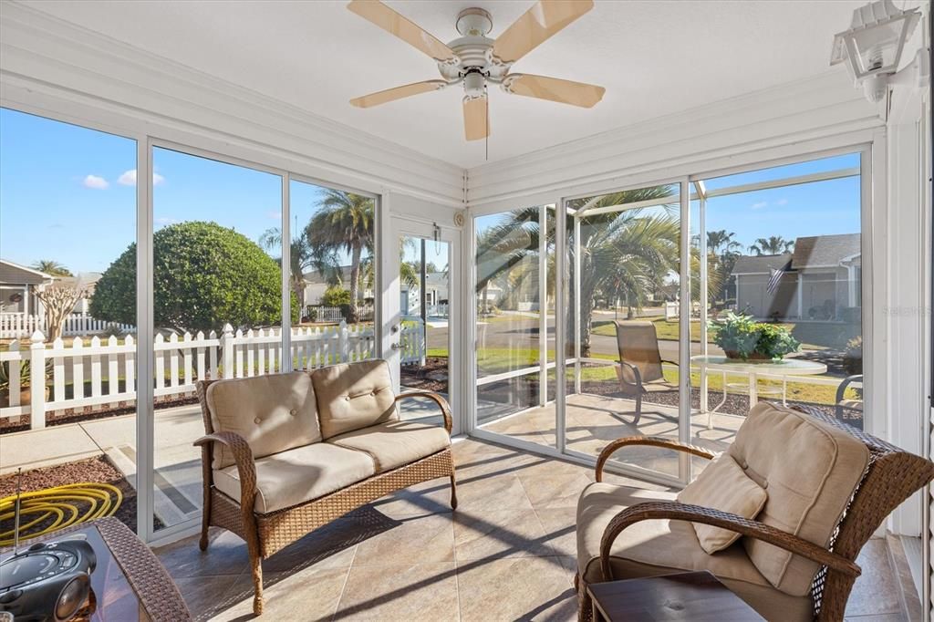 待售: $299,000 (2 贝兹, 2 浴室, 1156 平方英尺)