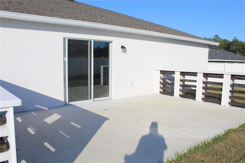 待售: $310,000 (4 贝兹, 2 浴室, 1811 平方英尺)