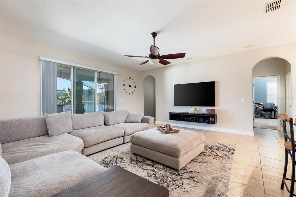 На продажу: $650,000 (4 спален, 3 ванн, 3051 Квадратных фут)