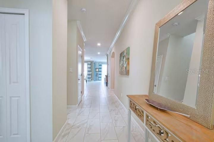 En Venta: $639,900 (6 camas, 5 baños, 3291 Pies cuadrados)