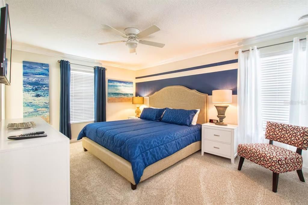 En Venta: $639,900 (6 camas, 5 baños, 3291 Pies cuadrados)