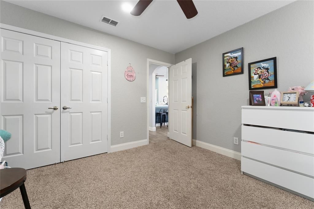 For Rent: $2,680 (3 beds, 2 baths, 2200 Square Feet)