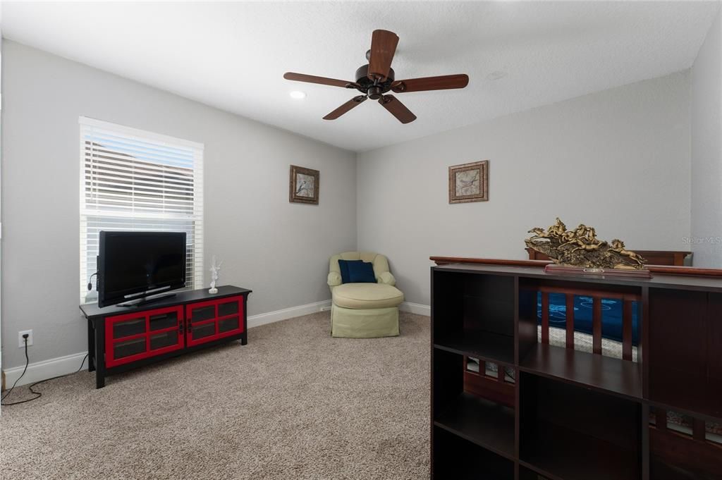 For Rent: $2,680 (3 beds, 2 baths, 2200 Square Feet)