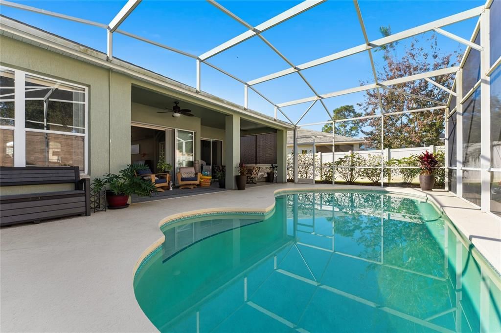 For Rent: $2,680 (3 beds, 2 baths, 2200 Square Feet)