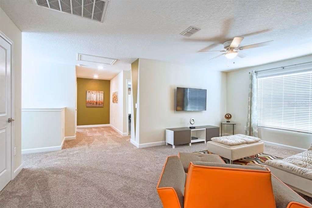 En Venta: $629,900 (6 camas, 5 baños, 3291 Pies cuadrados)