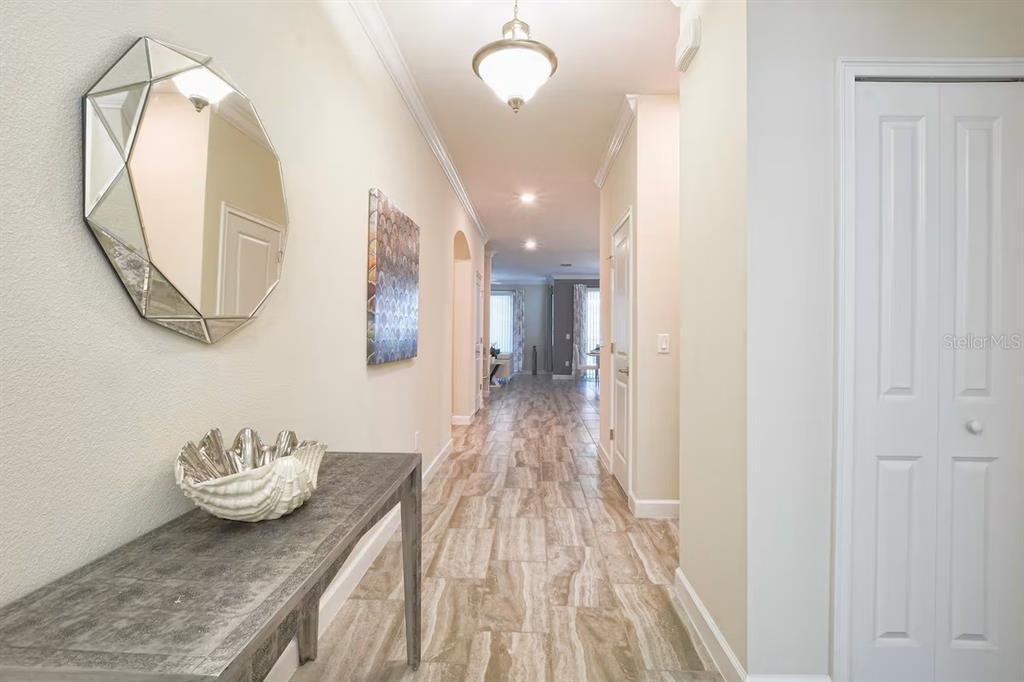 En Venta: $629,900 (6 camas, 5 baños, 3291 Pies cuadrados)