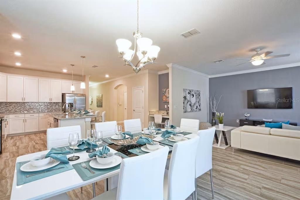 En Venta: $629,900 (6 camas, 5 baños, 3291 Pies cuadrados)