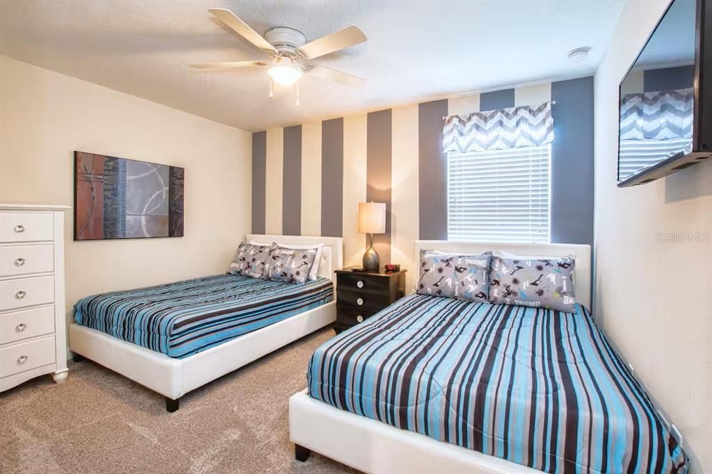 En Venta: $629,900 (6 camas, 5 baños, 3291 Pies cuadrados)