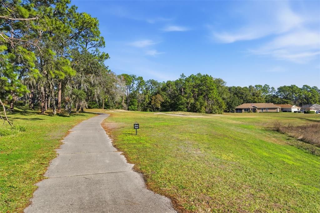 待售: $560,000 (3 贝兹, 2 浴室, 2736 平方英尺)