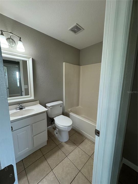 出租: $1,500 (2 贝兹, 2 浴室, 1100 平方英尺)