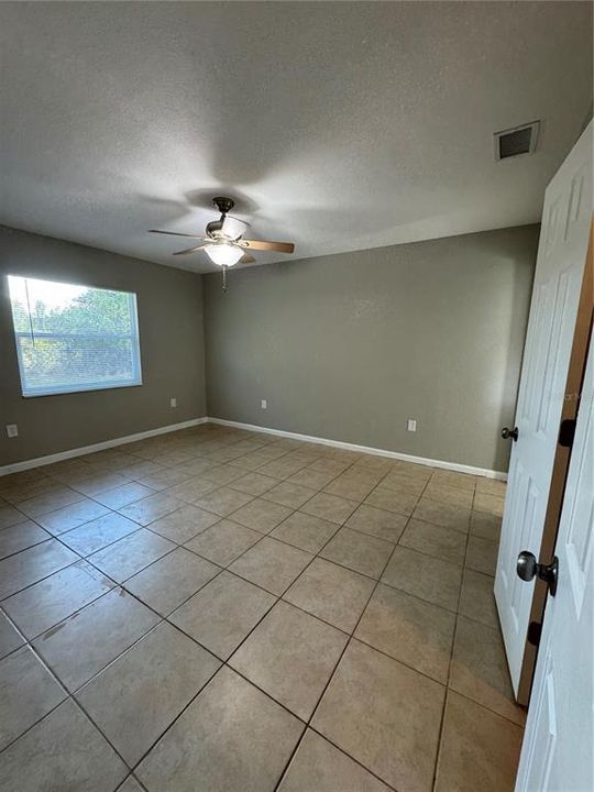 出租: $1,500 (2 贝兹, 2 浴室, 1100 平方英尺)