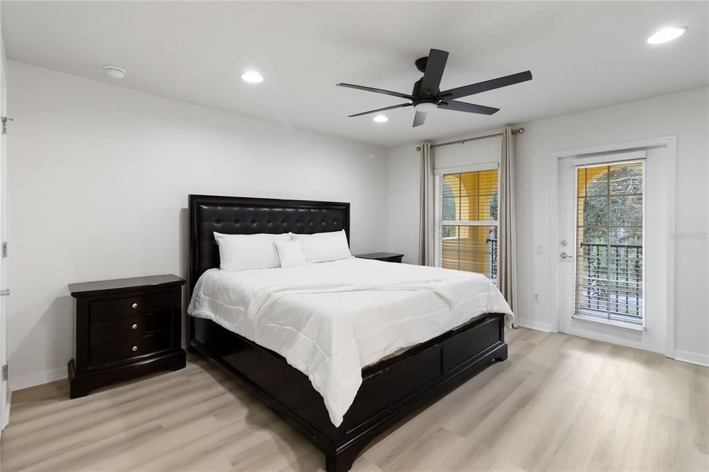 待售: $489,900 (3 贝兹, 3 浴室, 1830 平方英尺)