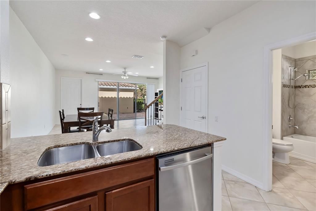 待售: $489,900 (3 贝兹, 3 浴室, 1830 平方英尺)