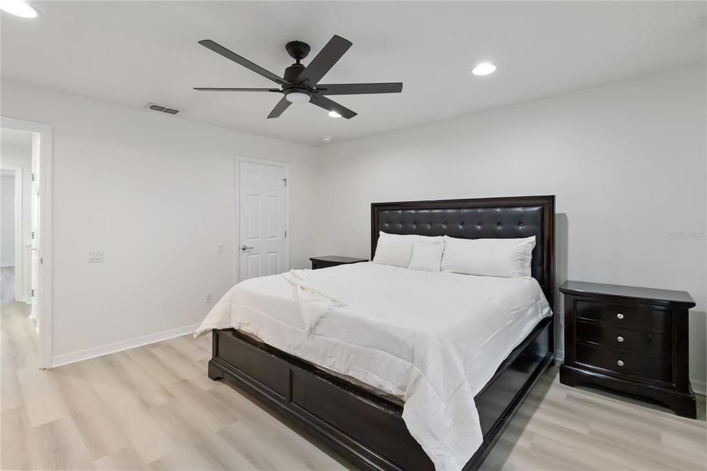 待售: $489,900 (3 贝兹, 3 浴室, 1830 平方英尺)