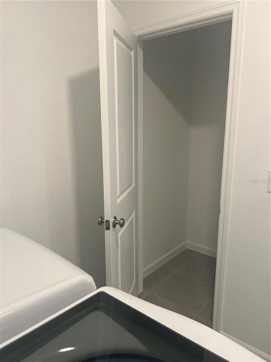 出租: $2,000 (3 贝兹, 2 浴室, 1684 平方英尺)