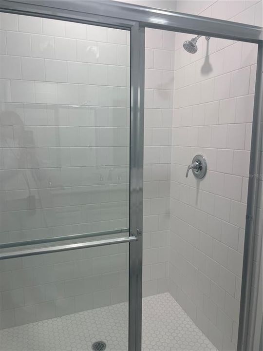 出租: $2,000 (3 贝兹, 2 浴室, 1684 平方英尺)