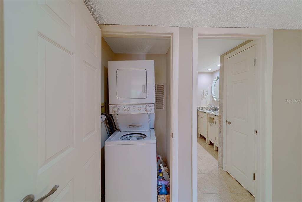 待售: $879,000 (3 贝兹, 2 浴室, 1619 平方英尺)