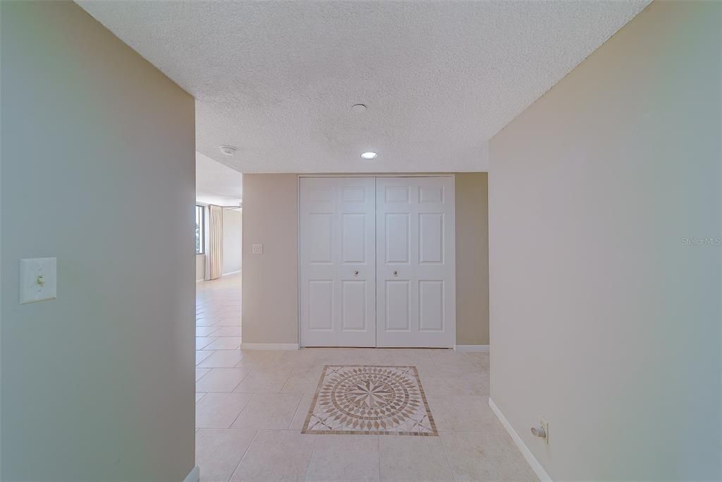 待售: $879,000 (3 贝兹, 2 浴室, 1619 平方英尺)