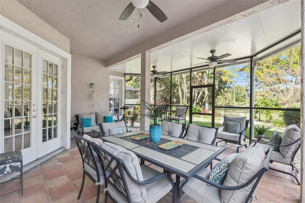 For Sale: $520,000 (4 beds, 3 baths, 2732 Square Feet)