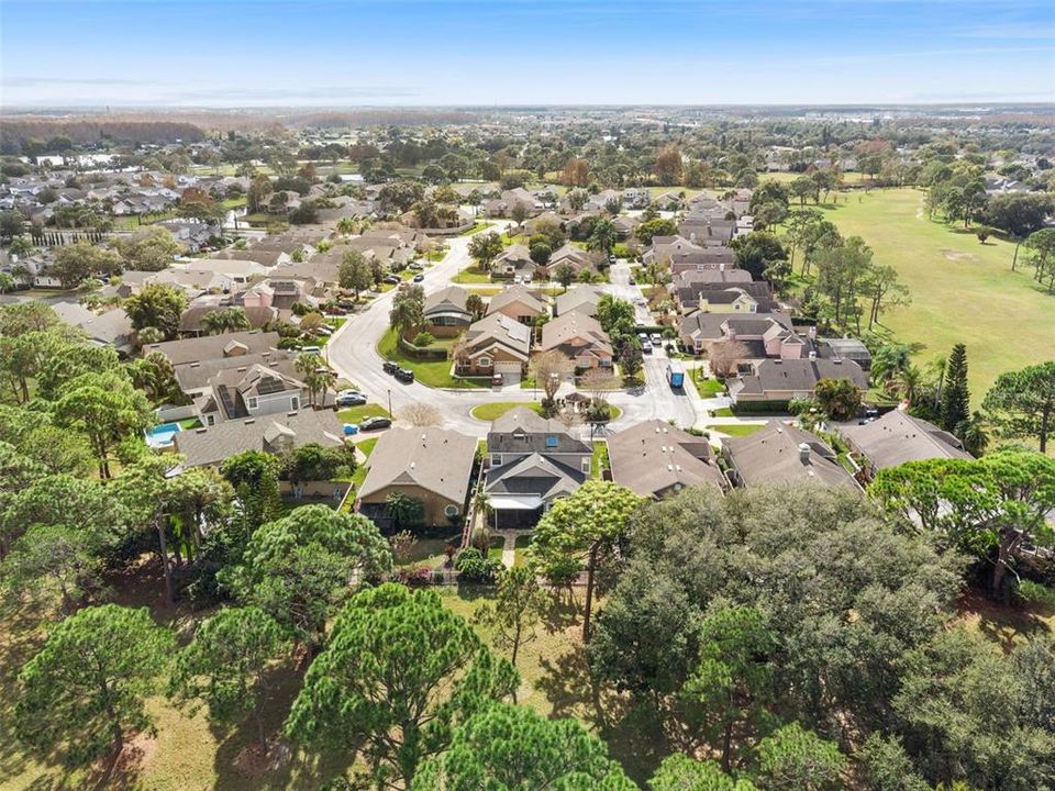 For Sale: $520,000 (4 beds, 3 baths, 2732 Square Feet)